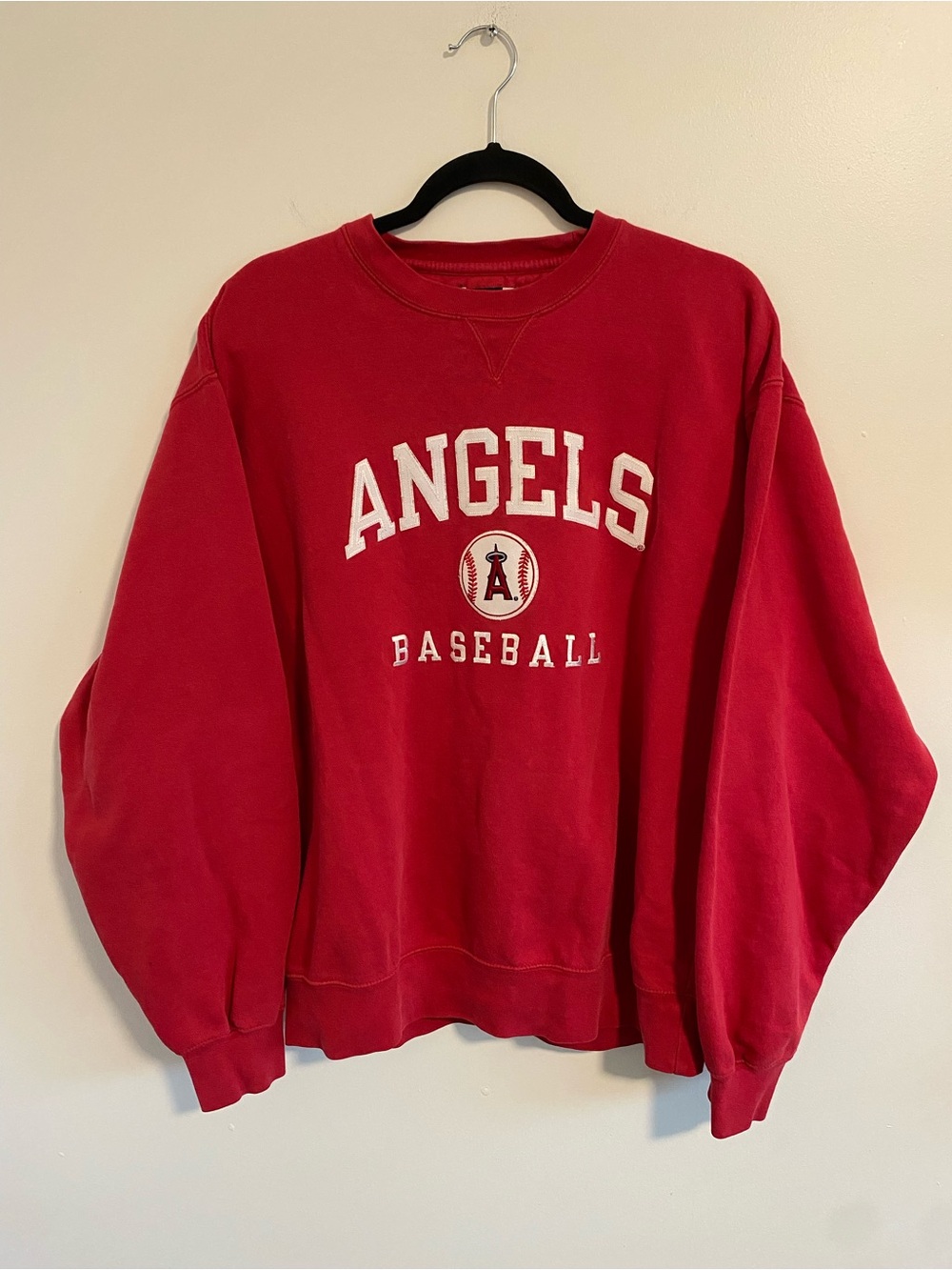 Vintage Angels Baseball Red Crewneck Sweatshirt Sz L
(Sep A-2)